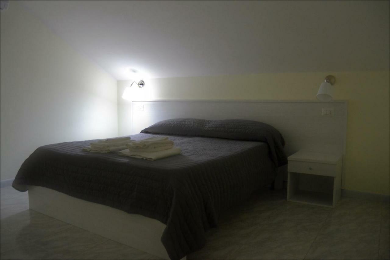 Guesthouse Holiday Formia Beach מראה חיצוני תמונה