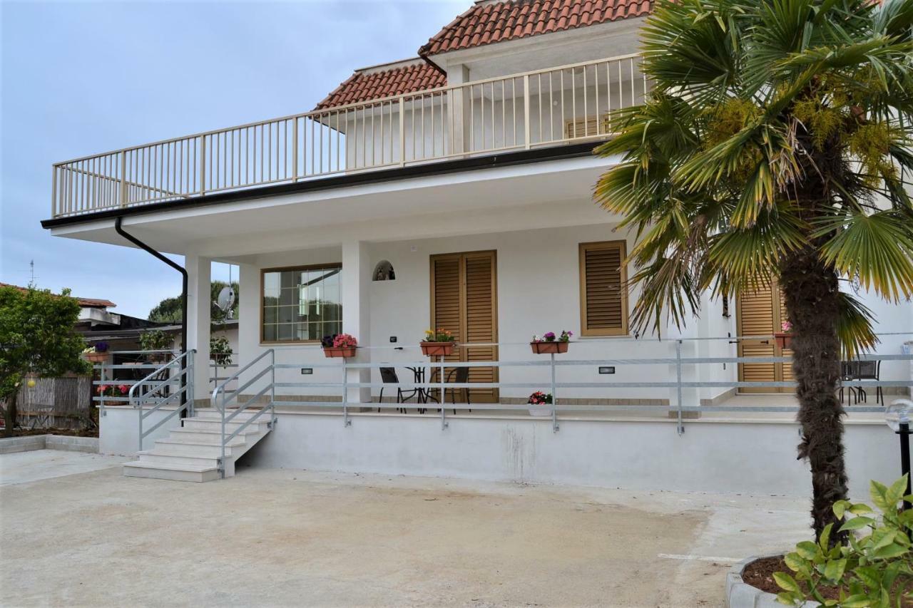 Guesthouse Holiday Formia Beach מראה חיצוני תמונה